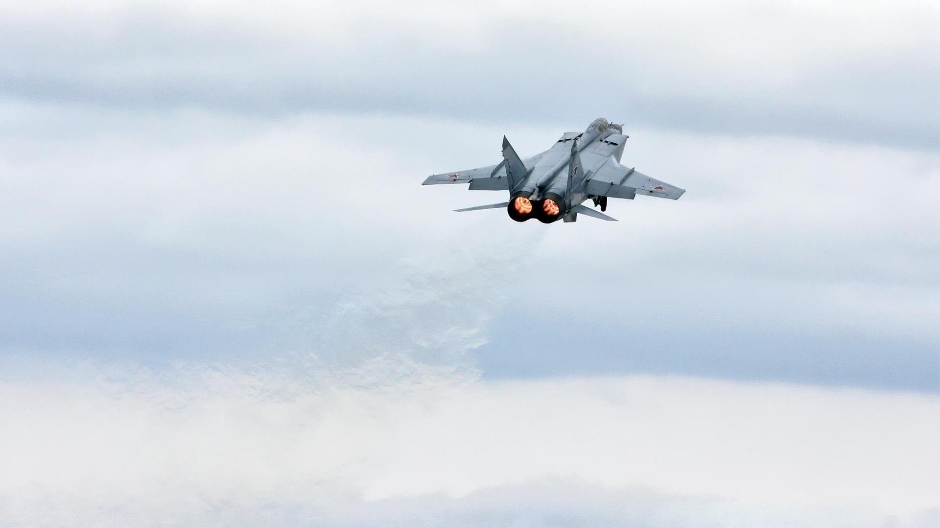 开云中国-水球快节奏转换希腊应变迅速，男子水球希腊